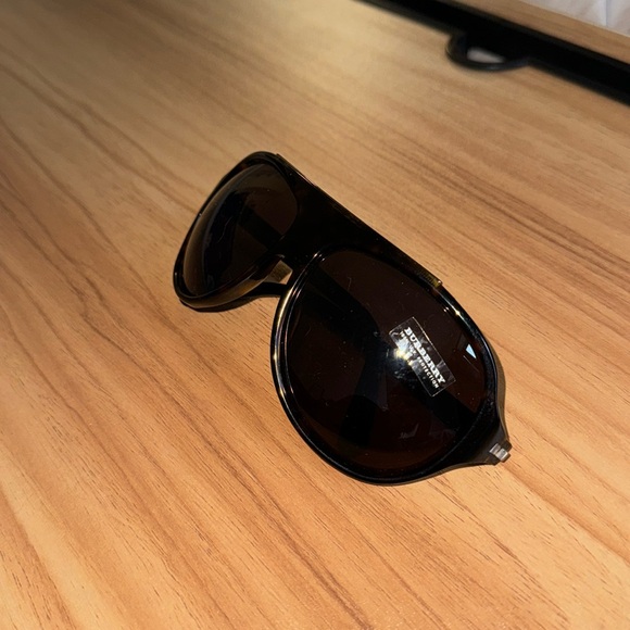 AUTHENTIC VINTAGE BURBERRY SUNGLASSES 🌞 - Picture 9 of 13